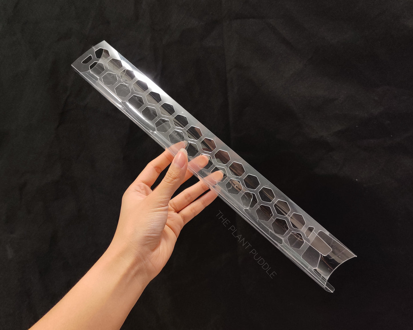 34cm moss pole with hexagon holes
